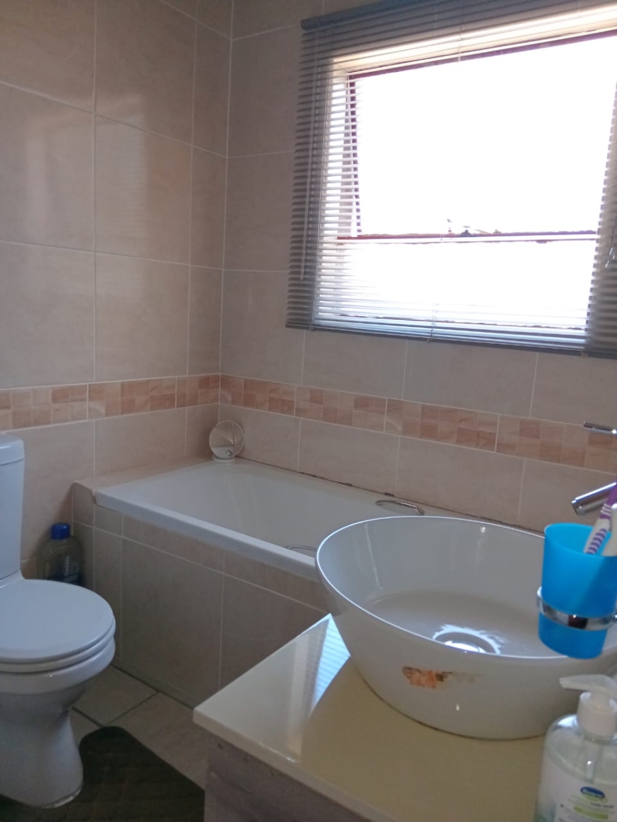 3 Bedroom Property for Sale in Botshabelo Free State